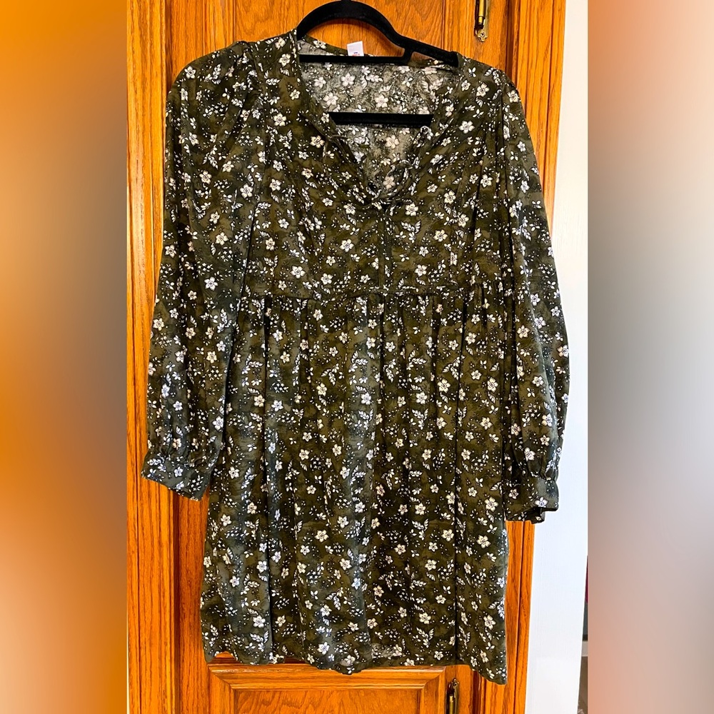 Floral Green Old Navy dress